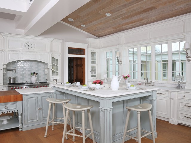 COUNTRY STYLE KITCHEN