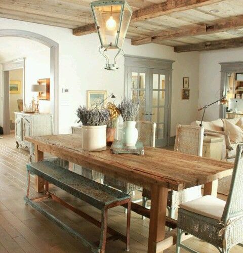 COUNTRY STYLE DINING ROOM DESIGN