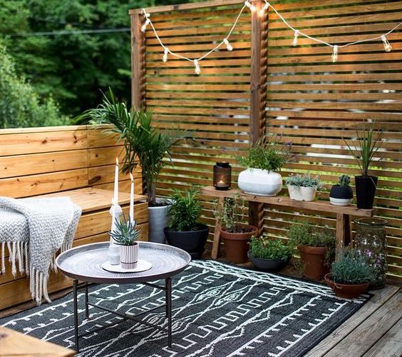 SUMMER PREPARATION: PATIO LANDSCAPE ORGANIZATION